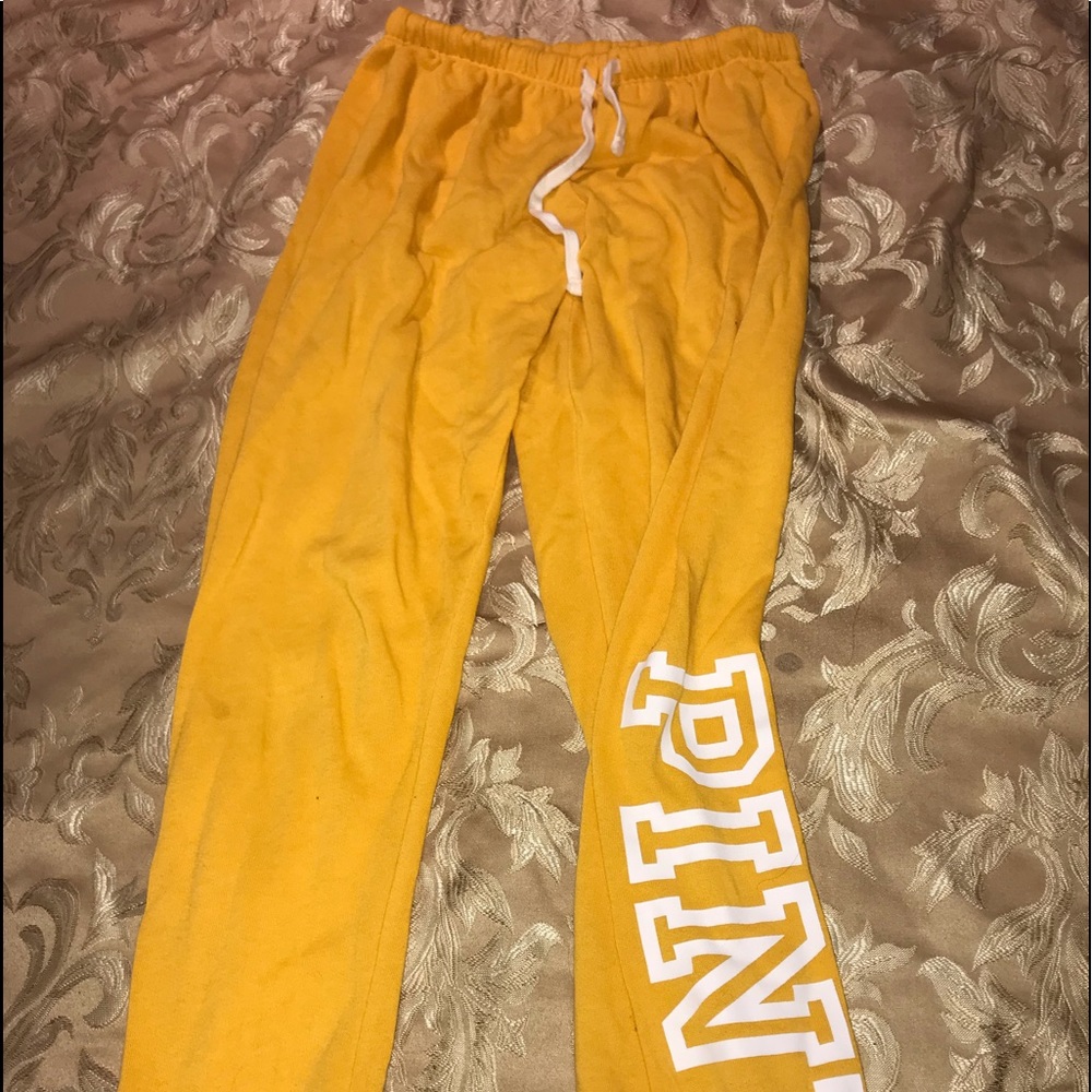 yellow zip up hoodie & matching pants (pink)